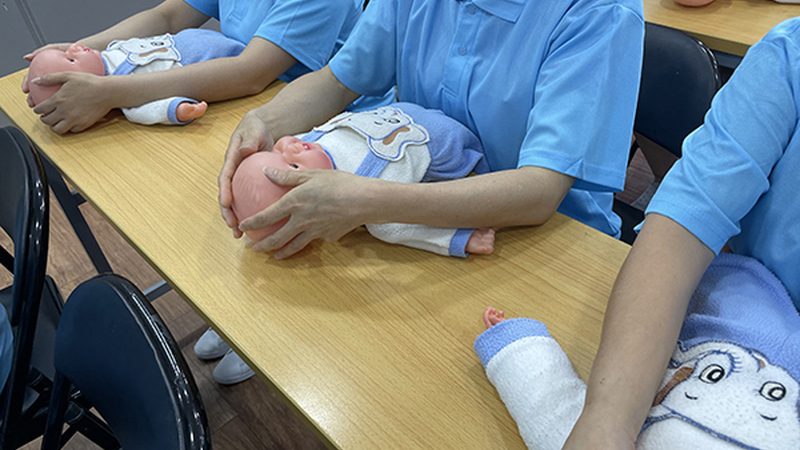 婴儿游泳馆为何需要泳池除湿机？揭秘其必要性及选型要点**